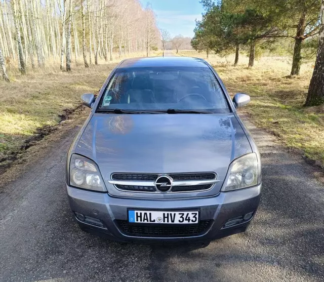 OPEL Vectra 2.2i 16V DIRECT (155 KM)