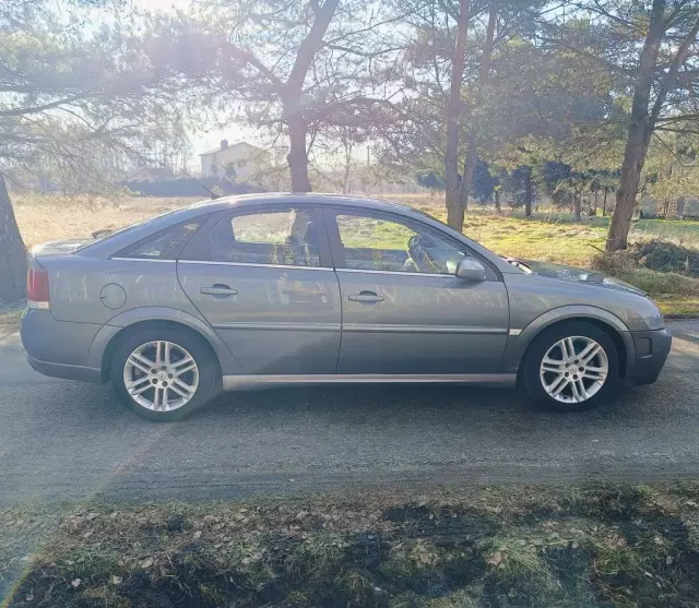 OPEL Vectra 2.2i 16V DIRECT (155 KM)