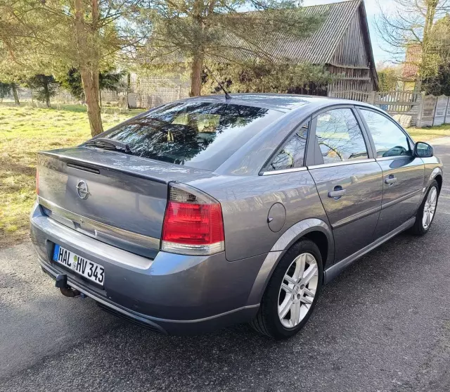 OPEL Vectra 2.2i 16V DIRECT (155 KM)