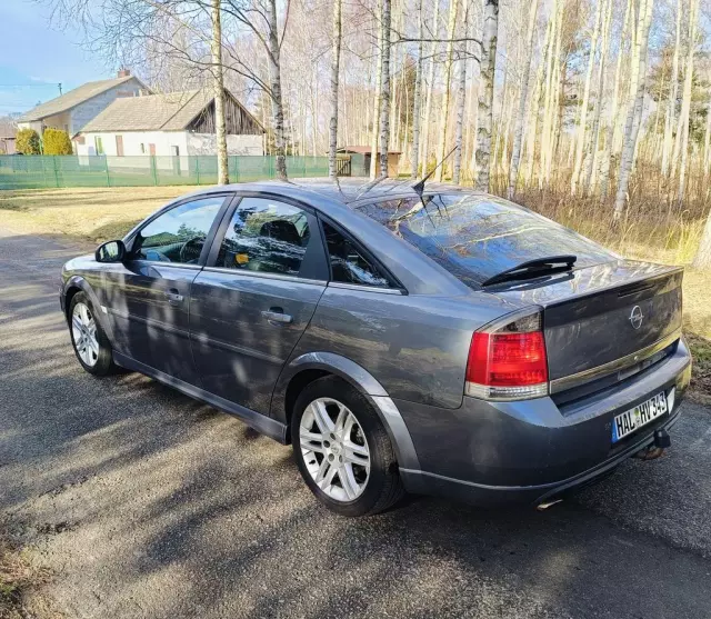OPEL Vectra 2.2i 16V DIRECT (155 KM)