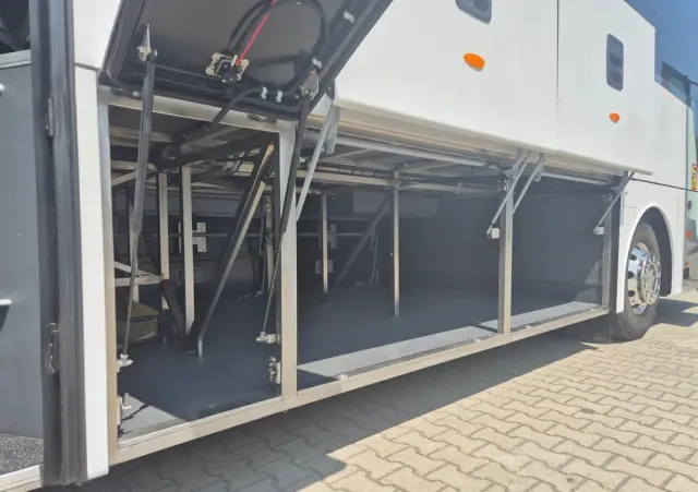 VAN HOOL EX16 / SPROWADZONY Z FRANCJI / 65 MIEJSC / EURO 6 / 146 000 KM 