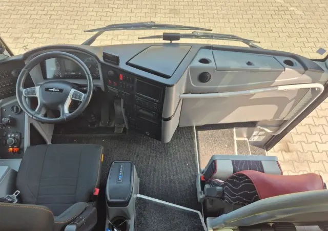 VAN HOOL EX16 / SPROWADZONY Z FRANCJI / 65 MIEJSC / EURO 6 / 146 000 KM 