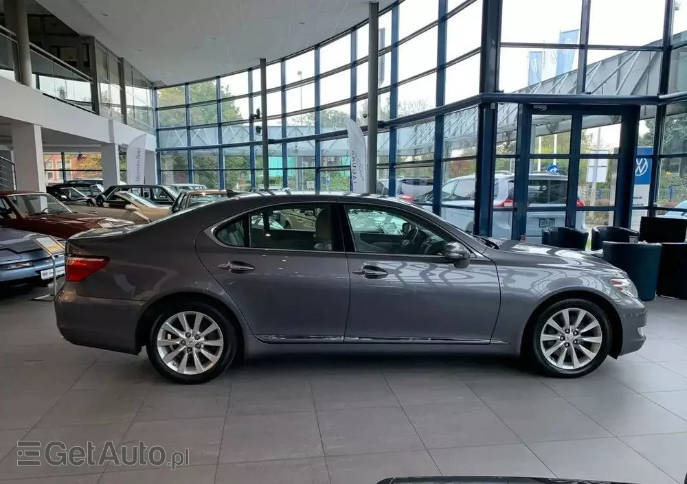 LEXUS LS 460 AWD