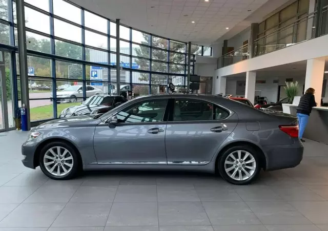 LEXUS LS 460 AWD