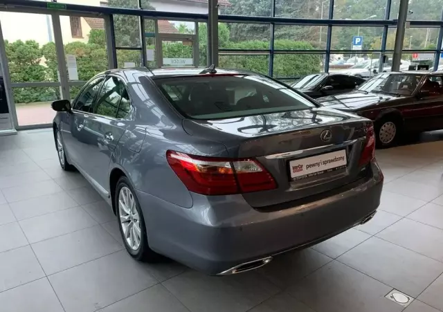 LEXUS LS 460 AWD