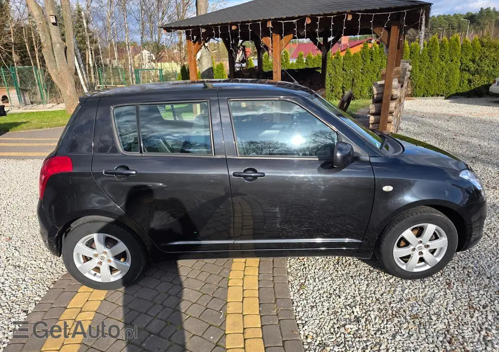SUZUKI Swift 1.3 Club dance