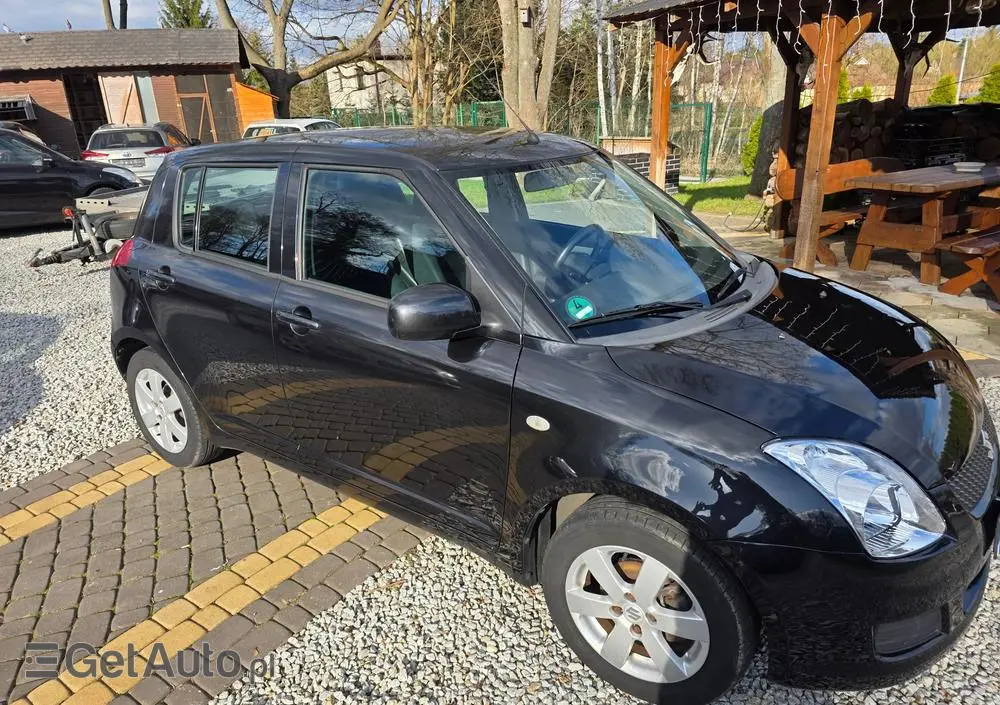 SUZUKI Swift 1.3 Club dance