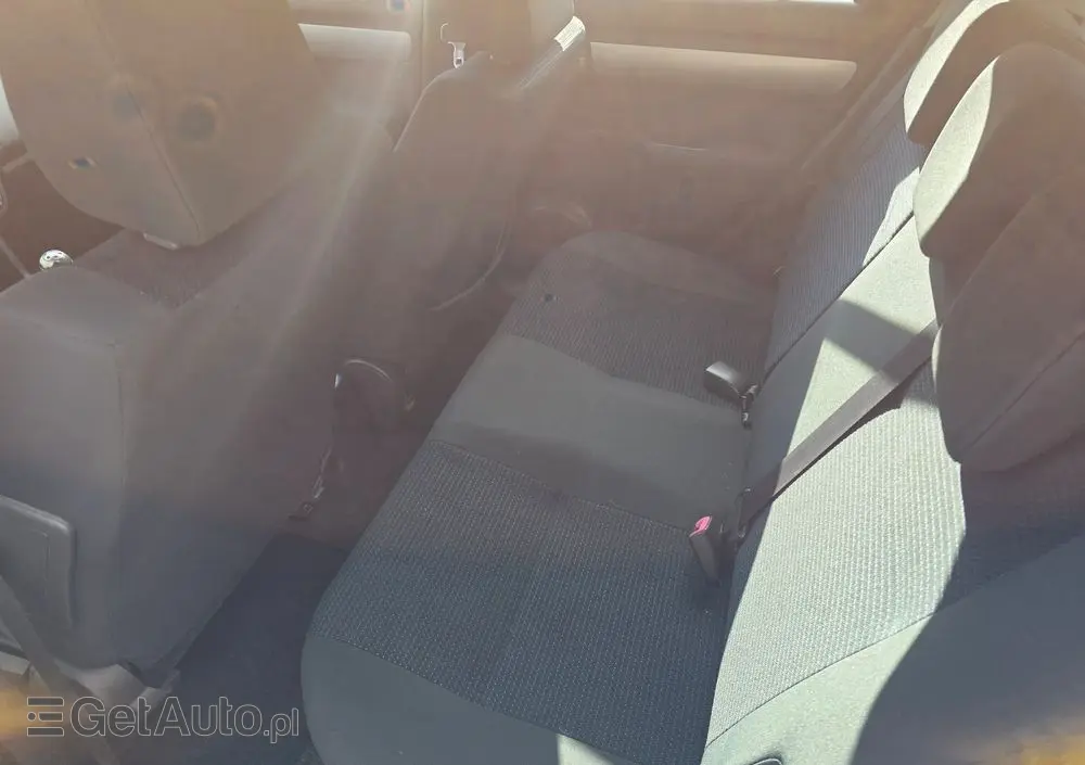 SUZUKI Swift 1.3 Club dance