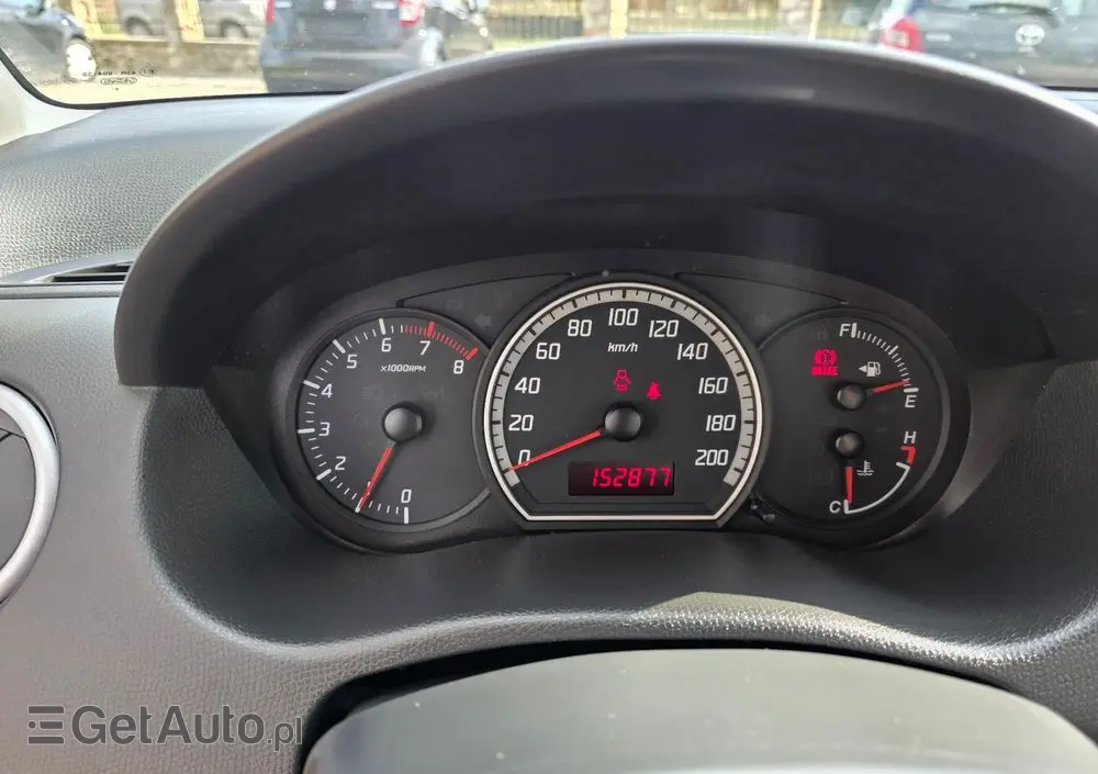 SUZUKI Swift 1.3 Club dance