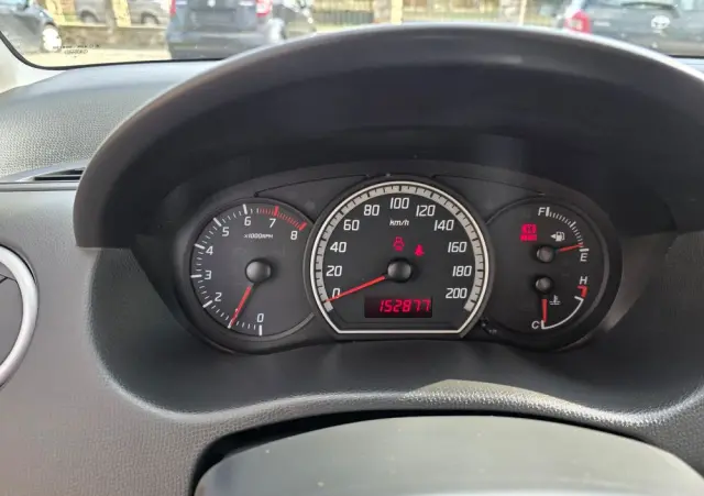 SUZUKI Swift 1.3 Club dance