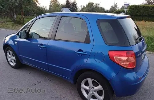 SUZUKI SX4 