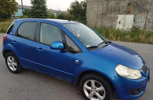 SUZUKI SX4 