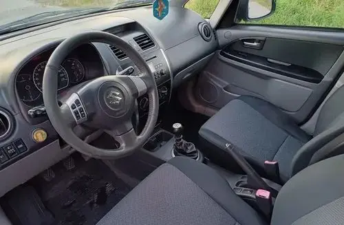 SUZUKI SX4 