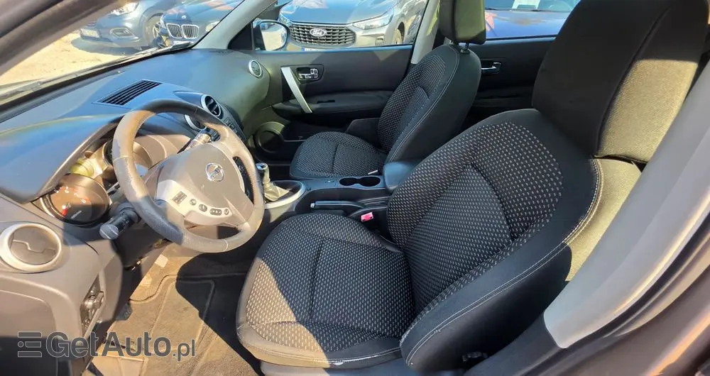 NISSAN Qashqai 2.0 Tekna Pack