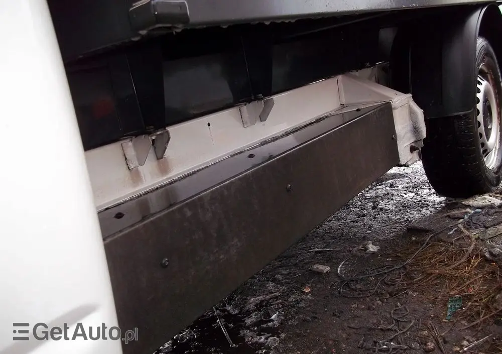 VOLKSWAGEN Transporter T5 