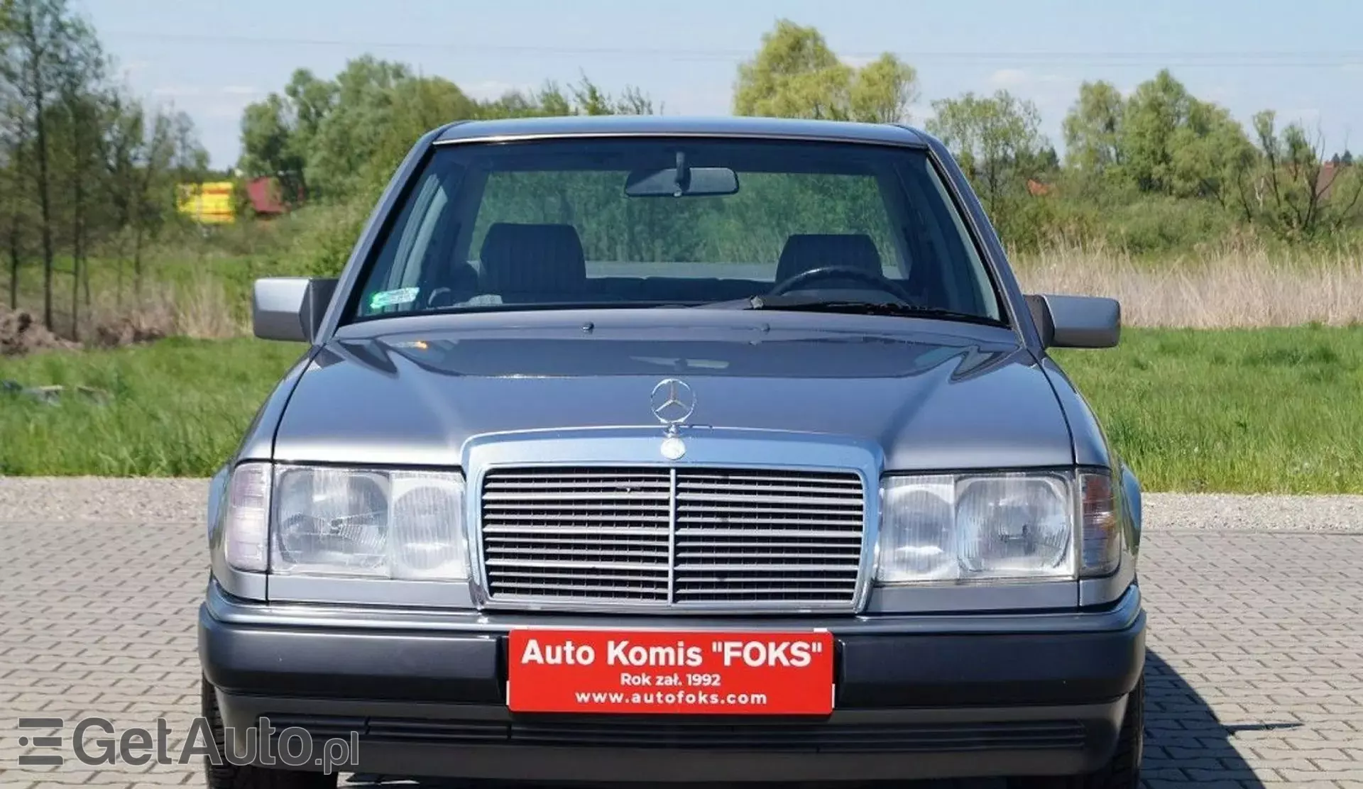 MERCEDES-BENZ W124 