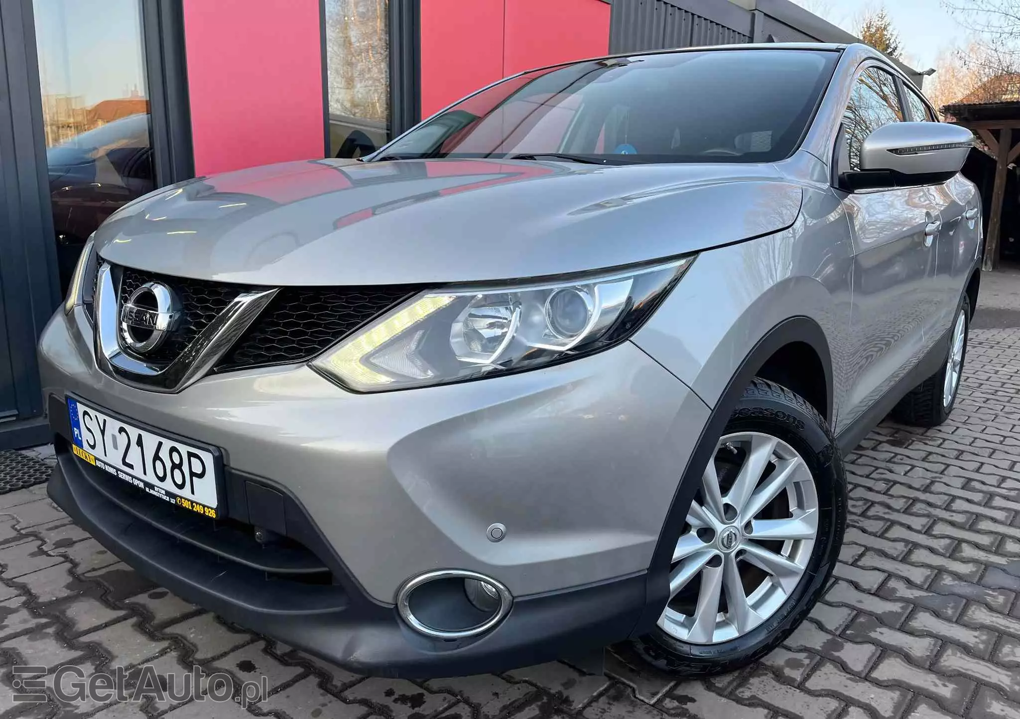 NISSAN Qashqai 1.2 DIG-T Acenta