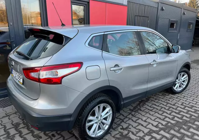 NISSAN Qashqai 1.2 DIG-T Acenta
