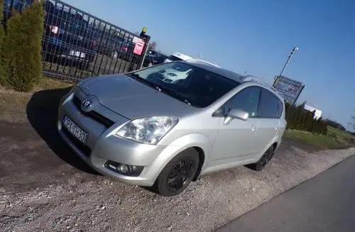 TOYOTA Corolla Verso 