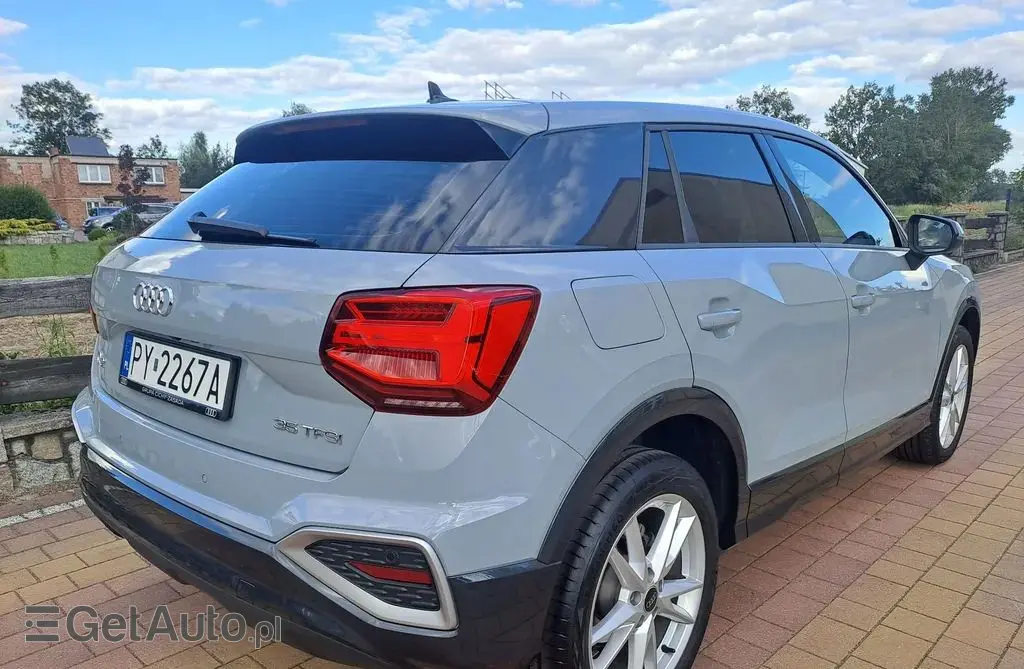 AUDI Q2 