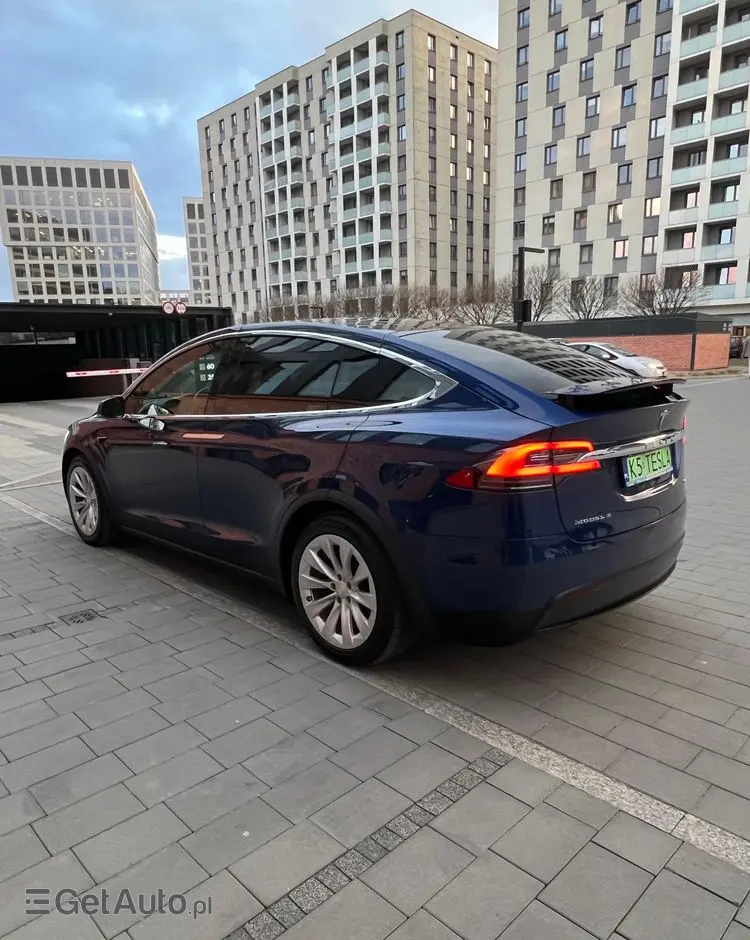 TESLA Model X P 100 D