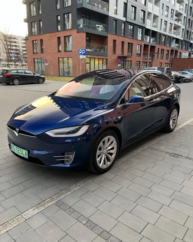 TESLA Model X P 100 D
