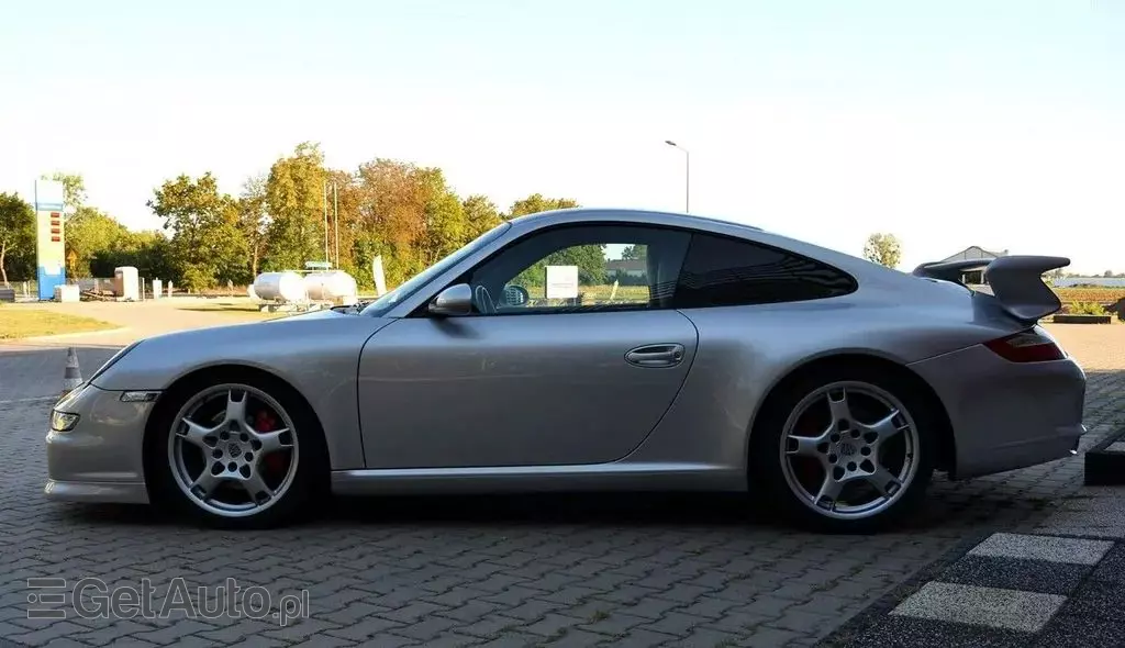 PORSCHE 911 