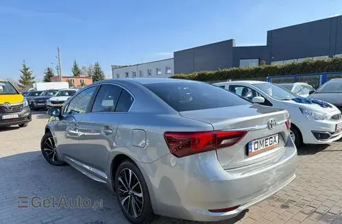 TOYOTA Avensis 