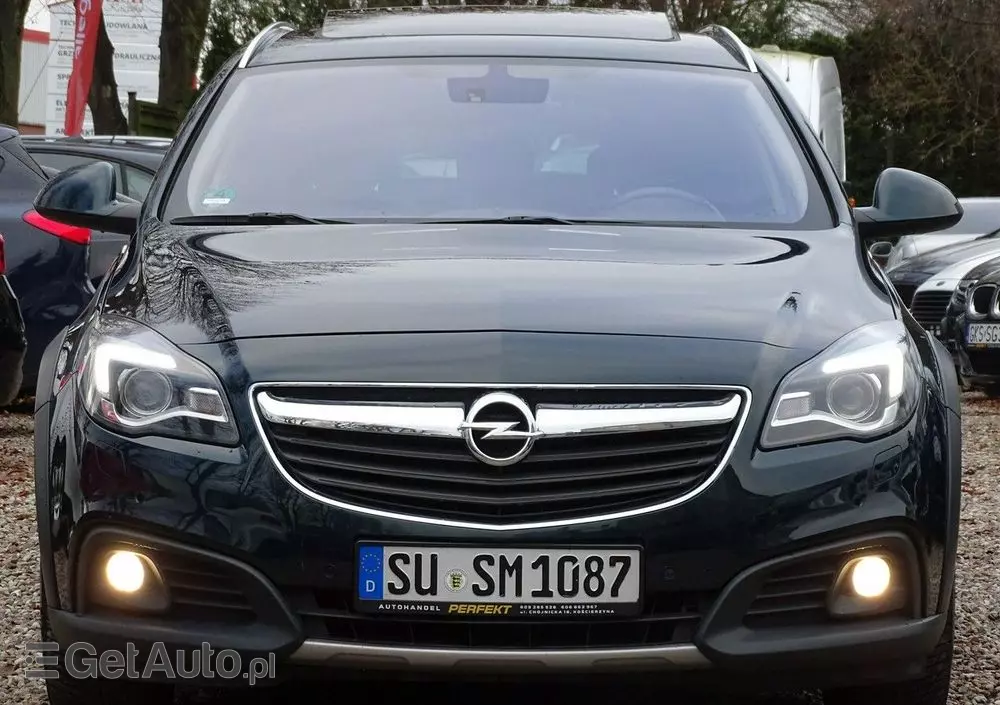 OPEL Insignia 2.0 CDTI 4x4 Country Tourer ecoFLEX