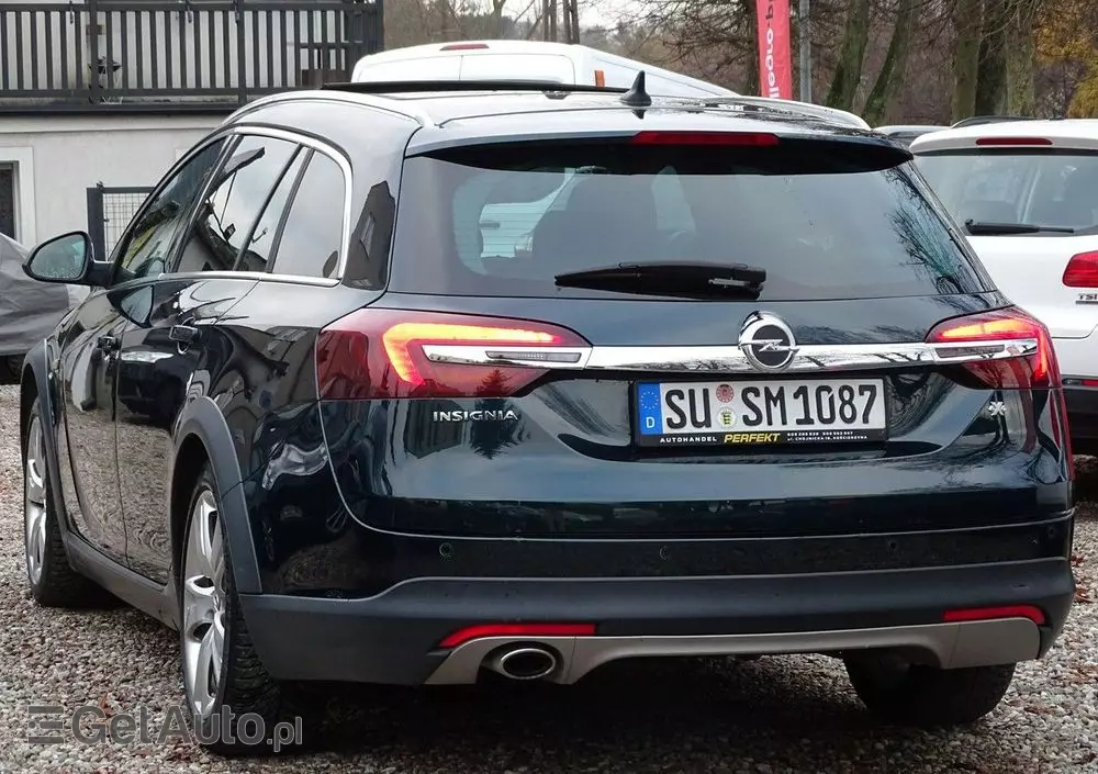 OPEL Insignia 2.0 CDTI 4x4 Country Tourer ecoFLEX