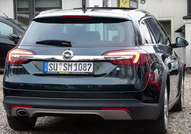 OPEL Insignia 2.0 CDTI 4x4 Country Tourer ecoFLEX