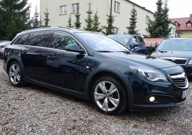 OPEL Insignia 2.0 CDTI 4x4 Country Tourer ecoFLEX