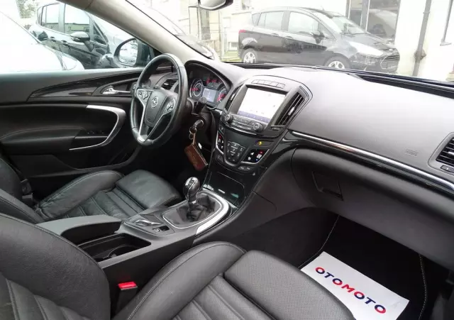 OPEL Insignia 2.0 CDTI 4x4 Country Tourer ecoFLEX