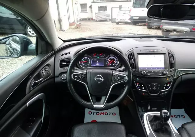 OPEL Insignia 2.0 CDTI 4x4 Country Tourer ecoFLEX