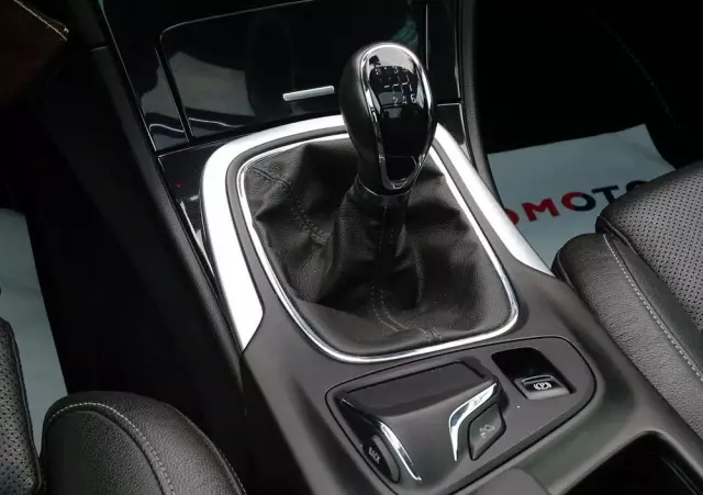 OPEL Insignia 2.0 CDTI 4x4 Country Tourer ecoFLEX