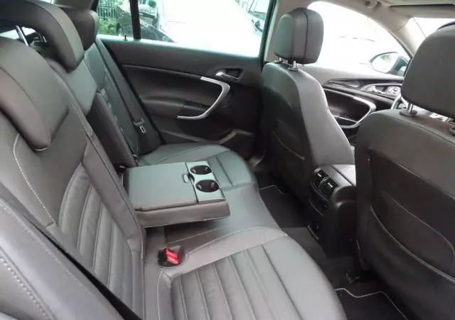 OPEL Insignia 2.0 CDTI 4x4 Country Tourer ecoFLEX