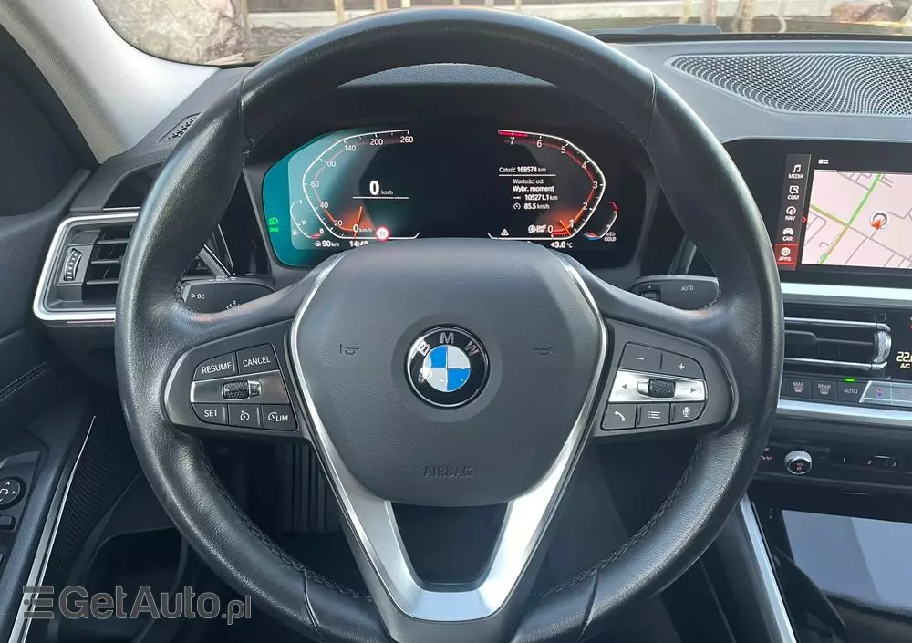 BMW Seria 3 318i Sport Line