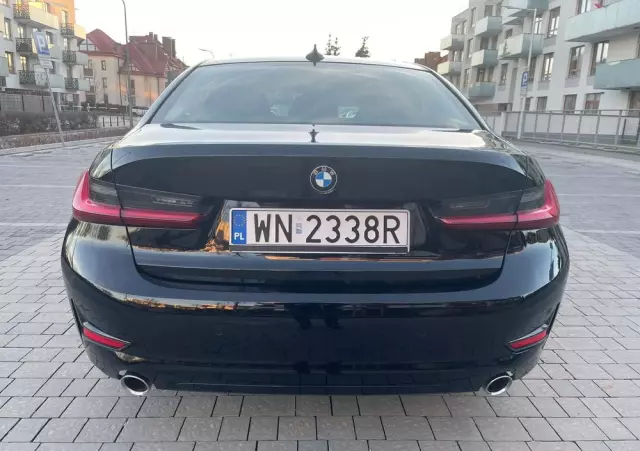 BMW Seria 3 318i Sport Line