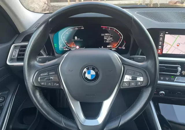 BMW Seria 3 318i Sport Line