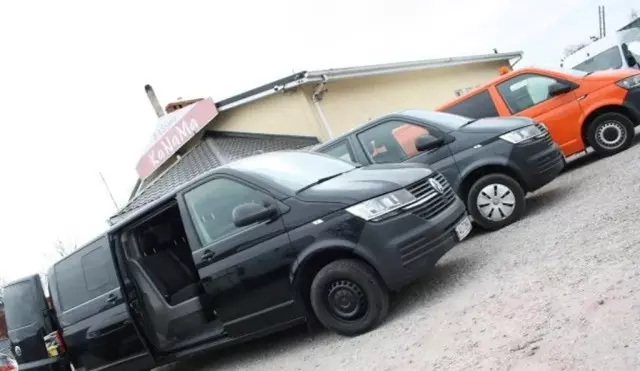 VOLKSWAGEN TRANSPORTER 