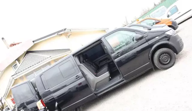 VOLKSWAGEN TRANSPORTER 