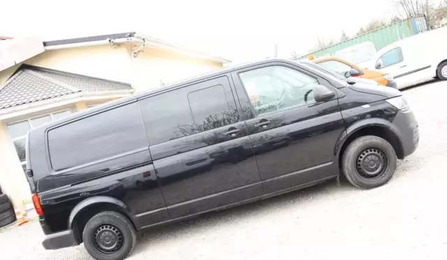 VOLKSWAGEN TRANSPORTER 