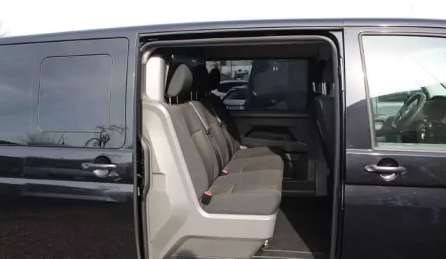 VOLKSWAGEN TRANSPORTER 