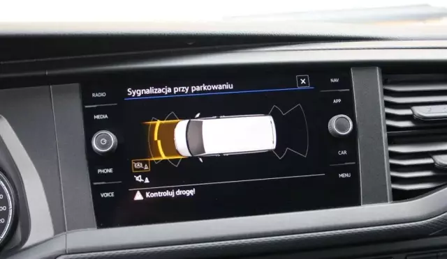 VOLKSWAGEN TRANSPORTER 