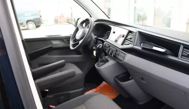 VOLKSWAGEN TRANSPORTER 