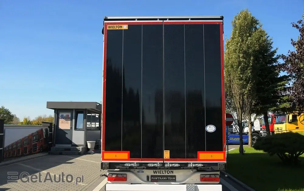 WIELTON PRZYCZEPA///* WIELTON///* TANDEM///* 2020///* 7.75 METRA///* FIRANKA///* DACH PODNOSZONY///* SUPER STAN. 