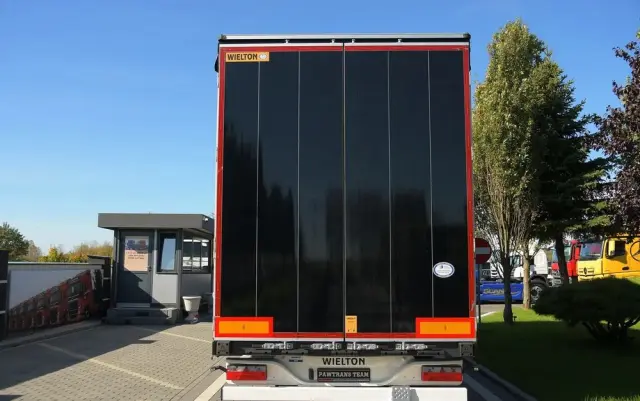 WIELTON PRZYCZEPA///* WIELTON///* TANDEM///* 2020///* 7.75 METRA///* FIRANKA///* DACH PODNOSZONY///* SUPER STAN. 