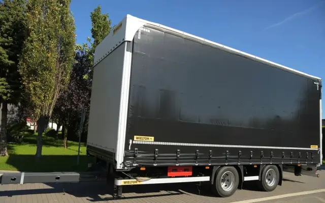 WIELTON PRZYCZEPA///* WIELTON///* TANDEM///* 2020///* 7.75 METRA///* FIRANKA///* DACH PODNOSZONY///* SUPER STAN. 