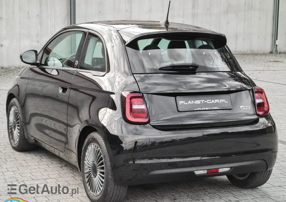 FIAT 500e 42kWh la Prima (by Bocelli)