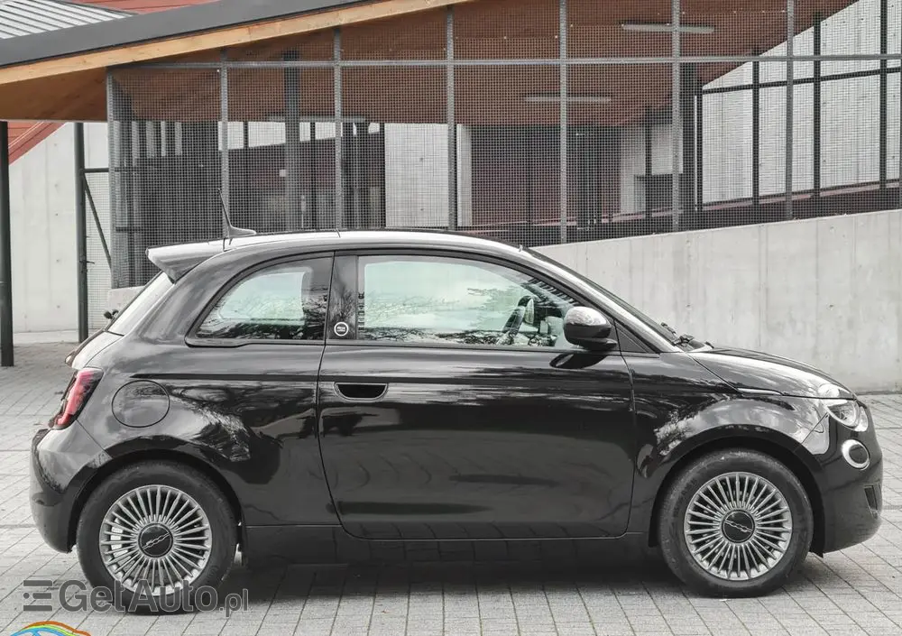 FIAT 500e 42kWh la Prima (by Bocelli)